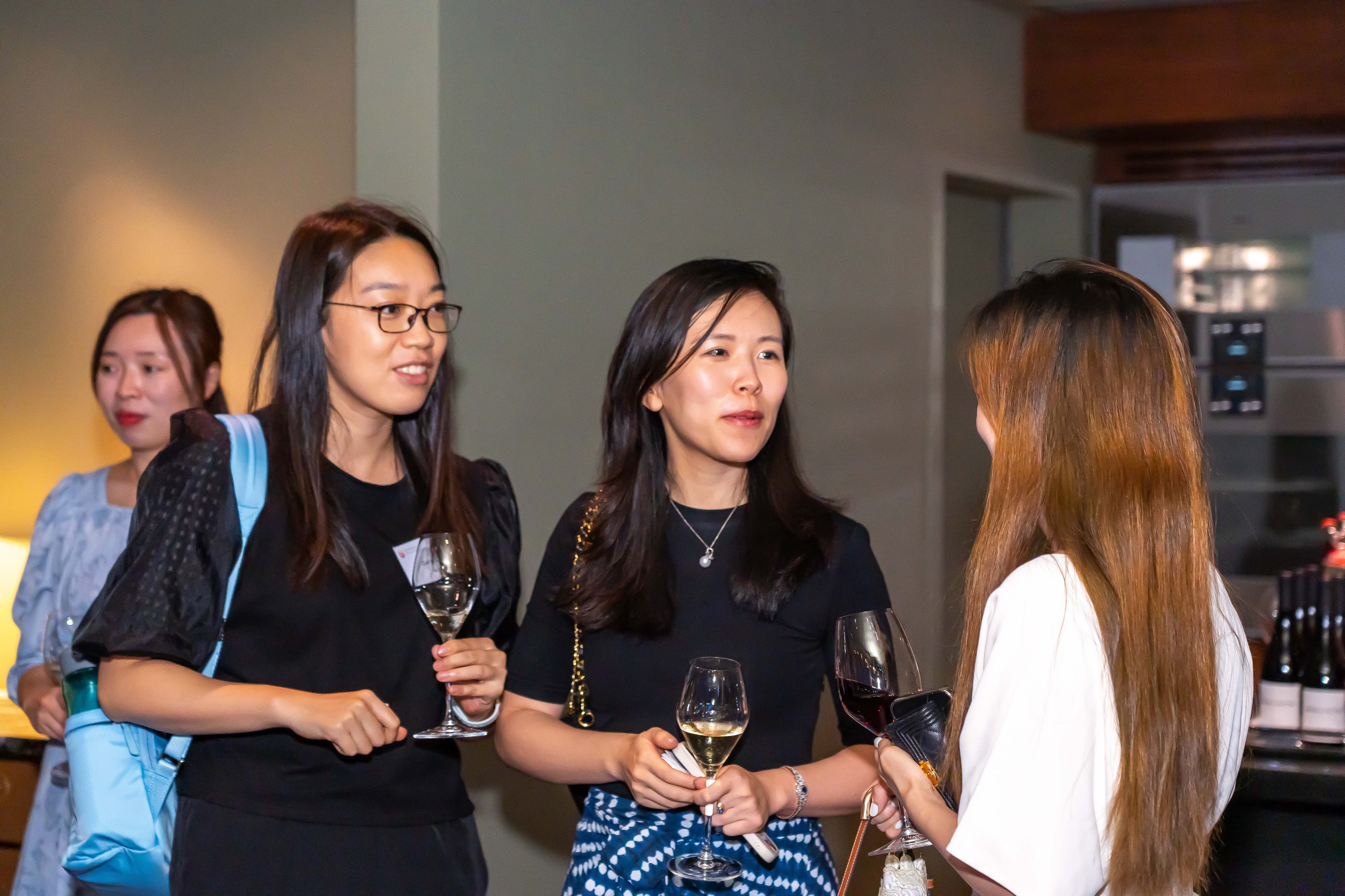 Meet & Drinks  - Reminiscing at the Rosewood - Image 2